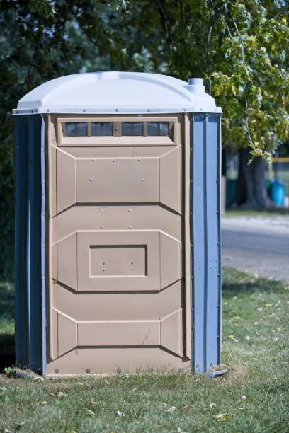 Portable Toilet Options We Offer in Berry College, GA